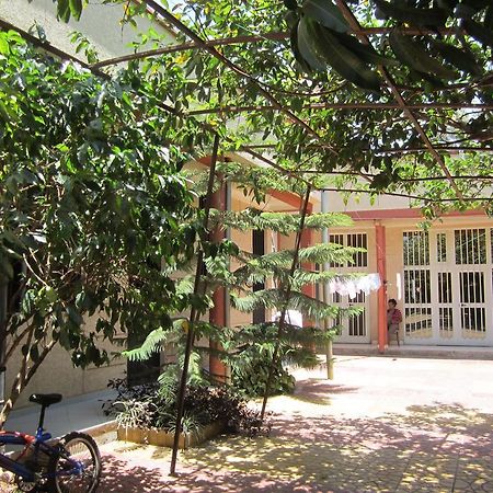 Manuhie Backpackers Lodge Bahir Dar Exterior foto
